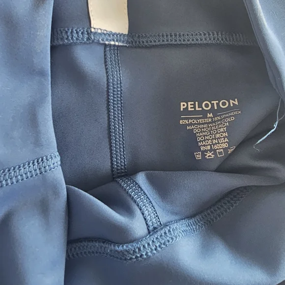 Peloton Leggings Size Medium - Picture 2 of 3